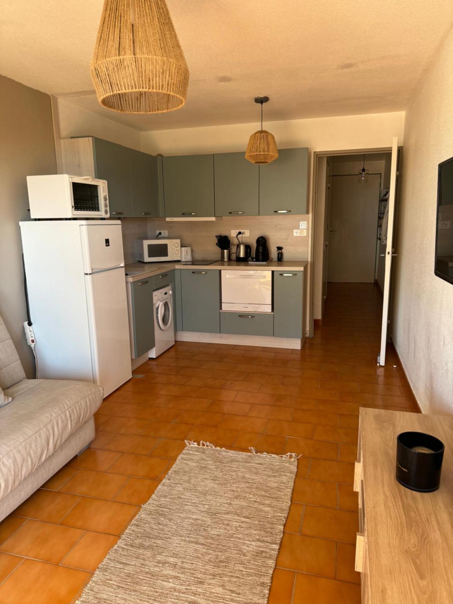 Appartement Vue Mer Avec Balcon Sainte-Maxime Exterior photo